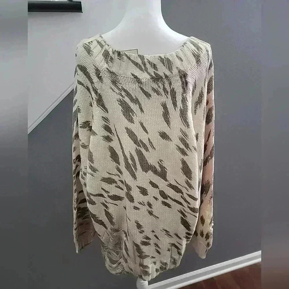 Umgee distressed animal print chunky knit sweater women's XL NWT - Picture 5 of 8